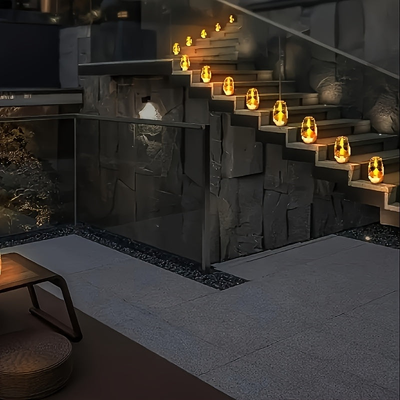 1 Stück Solarbetriebene Outdoor/Indoor Kerzenleuchte mit 600mAh Akku & Flamm-Effekt - flammenlose LED-Laterne, langlebiges Kunststoffgehäuse, einfache Bedienung per Knopfdruck für Garten, Treppen, Partys, Weihnachts- Halloween-Dekorationen