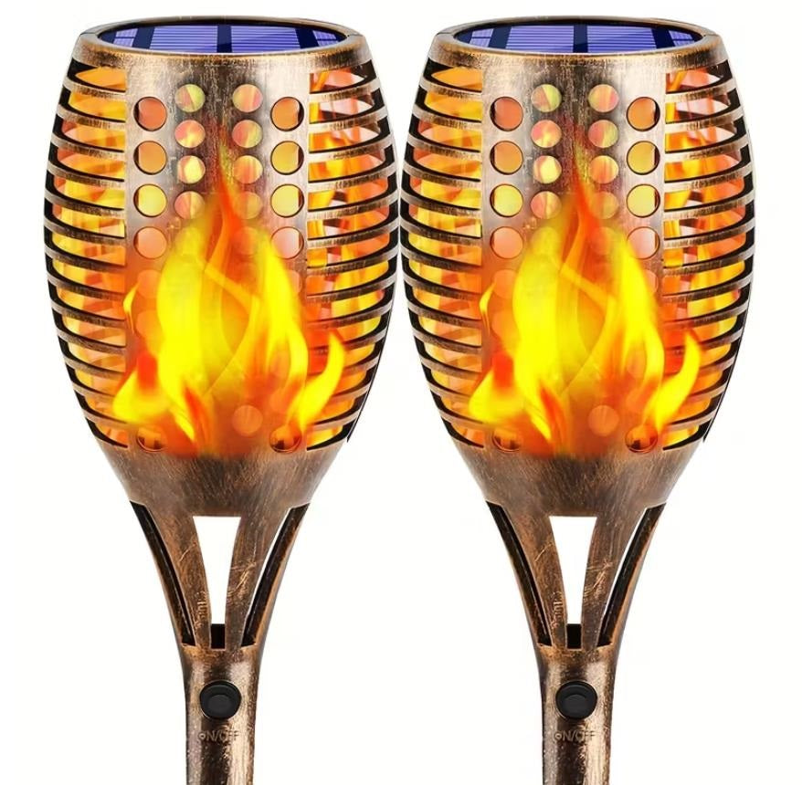 Solar Fackeln für Draußen  1/2/4er 96 LED Solarfackeln für Außen Flackernd XXL groß Solarlampen für Außen Garten, IP65 Wasserdichte Solarleuchten Garten - Ein stilvolles Gartenbeleuchtung
